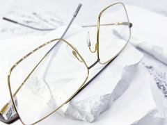-翰佐蔡司小乐圆·依视路星趣控·暴龙眼镜折扣店
