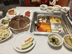 -旺龙巷重庆脆毛肚火锅·潜山扛把子店(潜山商业街店)