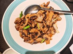 -鸽子侯·家宴·平价海鲜(市图书馆店)