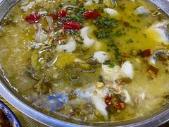 酸菜鱼-聚八方土菜馆(余松路店)