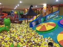 -熊孩子儿童主题乐园(八方地下商场店)