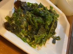 -临江餐馆二楼美食部落