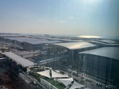 -深圳国际会展中心希尔顿酒店(前海华发冰雪世界店)