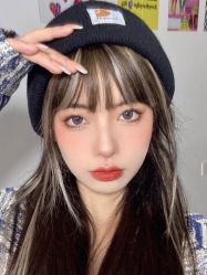 -AYO SALON