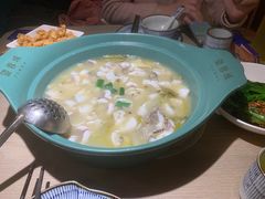 -望蓉城·古法酸菜鱼·川小馆(金桥国际店)