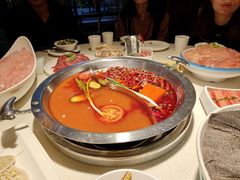 -茅草房·河畔园林火锅