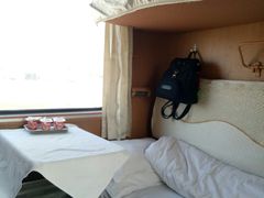 -金皇国际大酒店(桂林两江四湖火车站店)