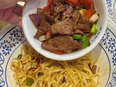 -李与白包子铺(桐梓林店)