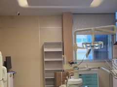 -上海仁爱医院口腔科 · 种植