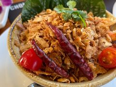 -Chom Cafe and Restaurant