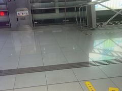 -徐图港(地铁站)