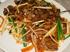 干炒牛河-留半山·香港食堂(啦啦宝都店)
