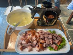 -乔家小院•非遗驴肉•本地小海鲜(滨河路店)