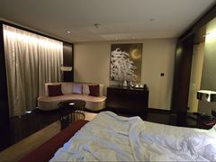 -成都保利公园皇冠假日酒店(熊猫基地店)