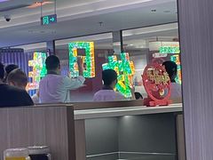 -海底捞火锅(杭州庆春路夜宵主题店)