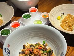 -李犟大爆鳝面·手工蟹黄包(湖滨西湖店)