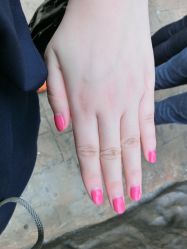 QQ单色甲-IRIS爱蕊丝形象