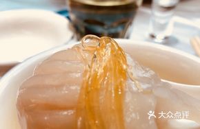 Imperial Shrimp Dumpling with Fish Maw in Superior Broth