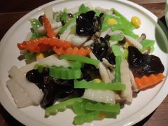 -前海沿·青岛菜(大拇指广场石老人店)