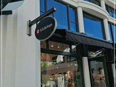 -lululemon(比斯特购物村店)