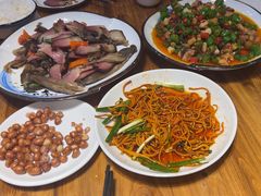 -乡土特色.冷锅鱼.牦牛肉汤锅