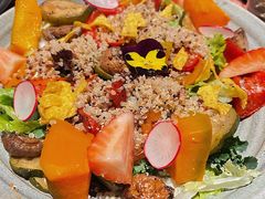 烤南瓜藜麦沙拉-La Terre乐田(万象城店)