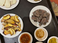 -天宜隆蘑菇宴火锅(石景山旗舰店)