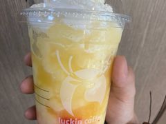 -瑞幸咖啡(杭州绿地中央店)