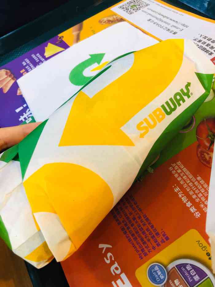 subway赛百味(大悦城店)-"一直都挺喜欢她家的汉堡,口味比较清淡,尤.