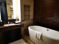 -青岛海尔洲际酒店