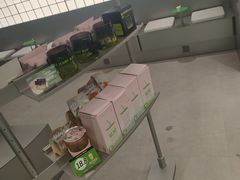 -沪上阿姨·臻选茶饮(上海环球港店)