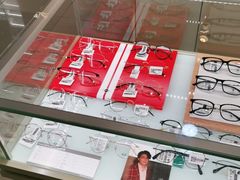-宝岛眼镜(群光广场店)
