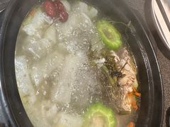 -野迹·石橄榄鸡·烧烤(新洲店)