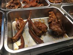 -老鼎万春卤菜(五代传承创始老店)