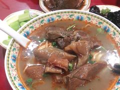 -金杨拉面王小吃面馆·牛三宝面·红烧牛肉粉
