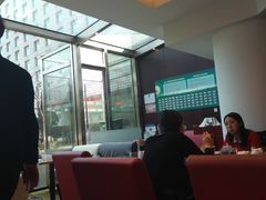 -亮马河饭店翠雅咖啡厅