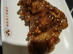 烤猪手-杨家崴子碳缸烧烤(东三马路店)