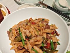 -江城小馆陕南妈妈菜·全球旅行餐厅(钟楼店)