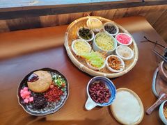 -包整·丝娃娃(一览甲秀楼风景店)