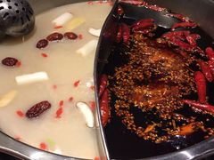 鸳鸯锅底-山城辣妹子(定福庄店)