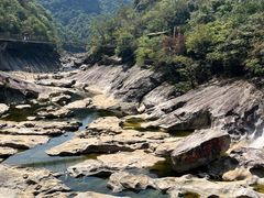 -燕子河大峡谷天坑仙境