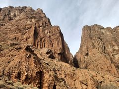 -天山神秘大峡谷