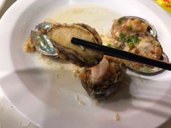 蒜蓉蒸鲍鱼-范饭椰林川湘味海鲜·椰子鸡(三亚湾椰梦长廊店)