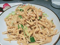 -食欲老院子荆芥疙瘩汤(经五路店)