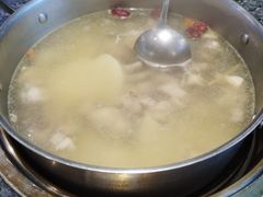 -一席地·本地鸡窝·杭帮鸡火锅(萧山银隆百货店)