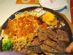 -豪享来中西餐厅(延安东路店)