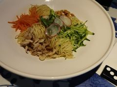 鸡丝拌面-桂满陇天书(南京德基旗舰店)