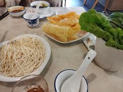 -唔品潮汕自助牛肉火锅(洪文店)