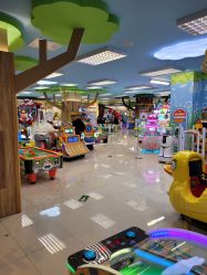-莫莉幻想儿童乐园(哈尔滨王府井店)