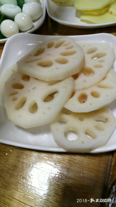 雪山牦牛杂火锅杨记天麻鸡-藕片-菜-藕片图片-郫都区美食-大众点评网